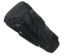 Demon Deluxe Shin Guard to avoid...